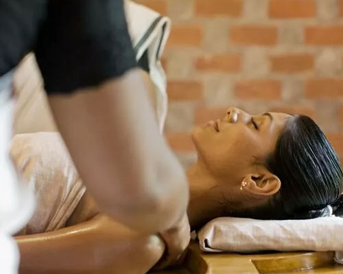 navarakizhi-massage-new-img-55-1