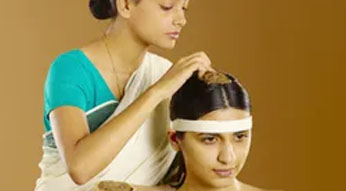 ayurveda-treatment-kizhi.jpg